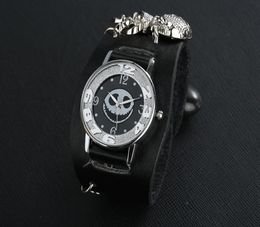 Wristwatches Men Women Quartz Wristwatch Punk Bracelet Skull Style Leather Spider Watch Christmas Gift Relojes Hombre Mujer Reloje5740212