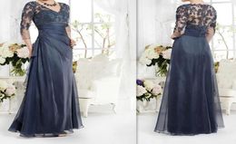 Navy Blue Mother Of The Bride Evening Dresses 34 Sleeves Appliques Lace Aline Vneck Long Custom Made Winter Evening Party Gown5740083