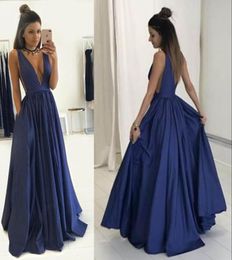 Stunning Deep Blue Prom Dresses Plunge Vneck Sleeveless Sexy Cutaway Sides Celebrity Party Dresses 2017 Simple Charming Long Even7118263