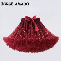 Christmas Kids Girl Salia curta Yarn macio respirável Tutu Princesa Saia Childrens Mesh Mesh Solid Cor Roupas Pleated H0001 240329