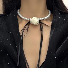 Pendant Necklaces White Flower Women's Necklace Tassel Designer Korean Fashion Imitation Pearl Luxury Party Banquet For Ladies Jewelry