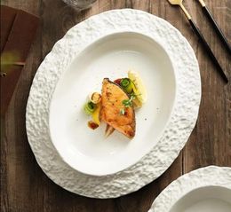 Plates Creative Oval Ceramic Plate Restaurant Decoration White Steak Main Dish Home Kitchen Tableware Salad Dessert