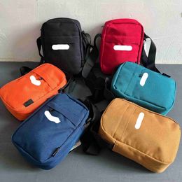 Designer Carhartbag Bag Carha Day Packs Wip Bordado Chave de Crossbody para homens e mulheres ombro único Quadrado pequeno