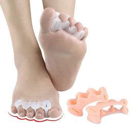 2pcs=1pair Hard Silicone Toe Finger Separator 3 Hole Hallux Valgus Orthopedic Spacers Bunion Overlapping Hammer Foot Corrector