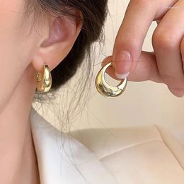 Hoop Earrings 2024 Korean Classic Gold Color Plated Metal For Women Fashion Jewelry Temperament Girls Daily Wear
