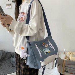 Shoulder Bags 2024 Fashionable Girl Large Capacity Single Bag Korean Cute Woman Inclined Bump Color Casual Nylon