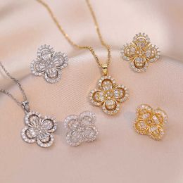 Pendant Necklaces Necklace female internet celebrity lucky grass zircon flower niche light luxury new design pendant temperament set titanium steel necklace