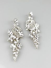 Stud Earrings European And American Leaf Shape Exaggerated White Glass Rhinestone Elegant Ladies Accessories Y0006