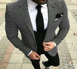 Grid Cloth Men Suits 2018 Wedding Groom Tuxedos Slim Fit Three Piece Jacket Pants Vest Notched Lapel Man Clothing Blazer5296640