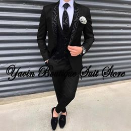 Men's Suits Luxury Beads Diamonds Sparkly 3 Piece Blazer Vest Pants Men One Button Notch Lapel Jacket Formal Prom Wedding Groom