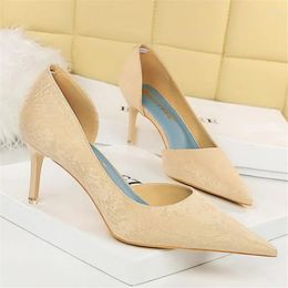 Dress Shoes 2024 Women 7cm 10.5cm High Heels Pumps Lady Wedding Bride Middle Low Stiletto Fashion Large Size 34-43 Nightclub Red
