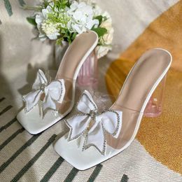 Dress Shoes Liyke Transparent Slippers For Women 2024 Summer Fashion Crystal Bowknot PVC Sandals Strange Clear High Heels Female H240403YQ2L