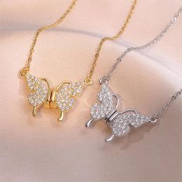 Pendant Necklaces Elegant Magnetic Butterfly Design Necklace For Female Niche Personality Light Luxury Collarbone Chain Versatile