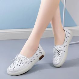 XIHAHA Summer Hole Shoe Beach Sandals Wading Breathable Woman White Lightweight Comfortable Girl Sports Shoes 240328