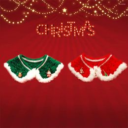 Dog Apparel Pet Cape Hand-crocheted Christmas Red And Green Bib Warm Scarf Po Accessory Supplies Bow Ties For Dogs