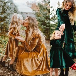 Fashion Mother Daughter Clothes Full Sleeve Mommy And Me Dresses Family Matching Outfits Look Mom Baby Girl Dress 240327