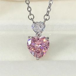 Pendant Necklaces Ne'w Exquisite Heart Necklace Engagement Accessories For Women Bling Love Cubic Zirconia Birthday Gift Statement Jewellery