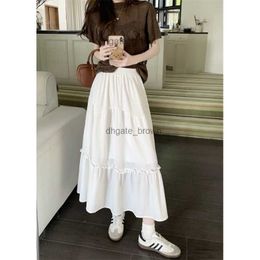 Large size womens clothing paired with white cake skirt high waisted small skirt slim fit crotch covering long umbrella skirt for women