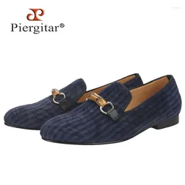 Casual Shoes Piergitar Totem Embossing Velvet Men's Loafers Handmade British Style Classic Moccasin Wedding For Prom Slip-On Smoking