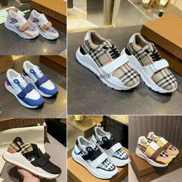 Unisex Classic Striped Plaid Casual Sports Shoes - Breathable Fashion Trainers with Platform Sole for Men and Women