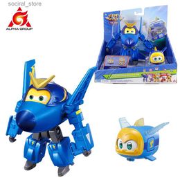 Action Toy Figures Super Wings 2-Pack Set 5 Inches Jerome Transforming from Airplane to Robot in 10 steps + Jerome Pet with Light Kid Toys Gift L240402