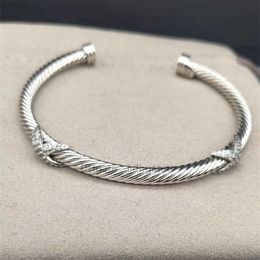 Bangle Womens Friendship Love Designer Bracelet Cuff Gift Silver 18k Gold X Fish Hook Channel Setting Sterling Silver Jewelry Woman Cabl 5686