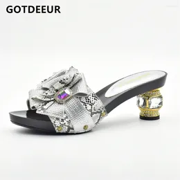 Dress Shoes Fashion Party Women's Slipper Italian Wedding Bride Nigerian Women Pumps Decorated With Rhinestone