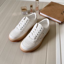 Designer women's Casual shoes Leather Sneakers Vintage Shoes Low-top embossed flat outdoor shoes