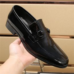 2024 Top Oxford Genuine Leather Shoes High Quality Mens Loafer Dress Shoes Business Derby G Designer Men Sneakers Casual Wedges Fashion