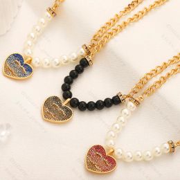 9 Naszyjnik w kształcie serca w kształcie serca, luksusowy wisiorek dla mężczyzn i kobiet, wysokiej jakości akcesorium biżuterii alfabetu, doskonały prezent rocznicowy