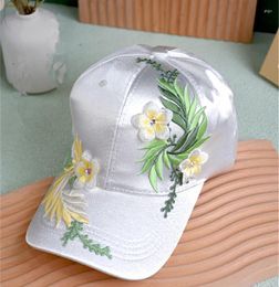 Ball Caps 202404-shi Ins Chic Summer Flower Leaf Embroidery Satin Lady Baseball Hat Women Visors Cap