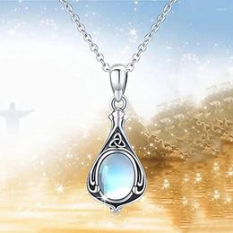 Pendant Necklaces Oval Blue Imitation Opal Necklace For Women Wedding Party Aesthetic Female Neck Accessories Fashion Lady Jewellery