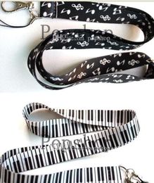 New 100pcs Music Piano Musical Note BlackWhite Phone Lanyard Key ID Neck Strap Party Gift9263551