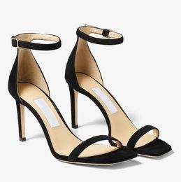 Знаменитая летняя бренд Alva Sandals Shoes Women Square Toe Toe Crafted Strap Ladies Ladies High Heels Party Drest Dress Comfort Walking eu35-43.box