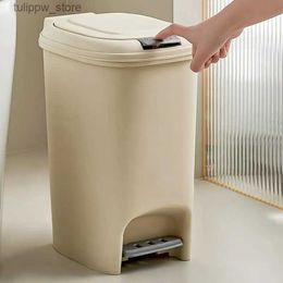 Waste Bins Large Capacity Foot Pedal Trash Can Luxury Dustbin With Lid Environmental Protection Garbage Bin For Office Kitchen Bathroom L46