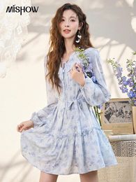 Casual Dresses MISHOW French Lace-Patched Floral Dress For Women Elegant Vintage V Neck Lace Up Waist Female Beach Vacations MXD12L1653