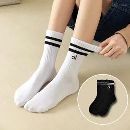 Active Shirts Yoga Cotton Socks Four Seasons Sports Stockings Unisex Couple Style Leisure Black White Long Tube Accessory