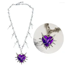 Pendant Necklaces Unique Knotted Heart Necklace Fashionable Statement Jewelry Thorn Chain With Delicate