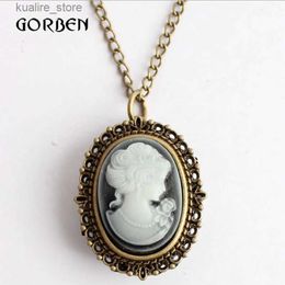 Pocket Watches Bronze Quartz Pocket Vintage Beauty Lady Pocket Fob es Necklace Chain Girl Women es Relogio De Bolso L240402