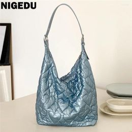 Evening Bags Heart Embroidered Women Shoulder Trend Soft 2024 Large Capacity Handbags Travel Big Hobos Winter Female Hand Bag