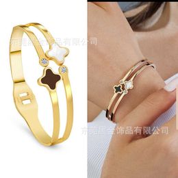 Vans Fashion Clover Hot selling gold bracelet black and white seashell four leaf clover gold-plated bracelet exquisite bracelet