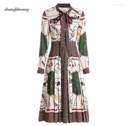 Designer Woman Dress Dress Spring Autumn Autunno Donne a manica lunga Stampa vintage Elegante Abiti a pieghe per prua Lady Abibiti Slim Vestidos Robe Es es