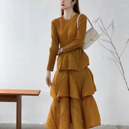 Casual Dresses Miyake Pleated Solid Cake Skirt Long Sleeved Round Neck A-line Loose Fashion Boutique Elegant Dressjavascript: