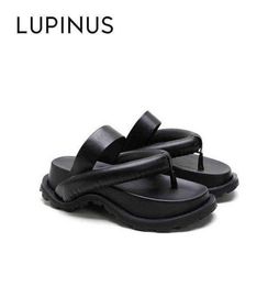 sandals Lupinus Summer 2022 New Platform Women Sandals Fashion Thick Bottom Chunky Heel Flat Thong Toe Beach Shoe 2206237263525