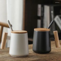 Mugs 450ML Vintage Wooden Handle Ceramic Coffee Mug Nordic Design Lid Porcelain Tea Milk Cup Drinkware Gift For Couple Office