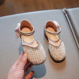 Summer Girls Sandals Childrens Shoes Little Girl Sweet Sequin Rhinestone Bow Princess Shoes Student Party Wedding Shoe H663 240326