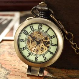 Pocket Watches Retro Black Bronze Mechanical Men Magnifier Skeleton Luminous Roman Number Hand-wind Steampunk Pocket FOB Chain Gift L240402