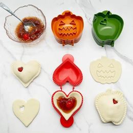 Baking Moulds Fall Hand Pie Molds Set Mini Mould Dough Press Mold Tools Christmas Halloween Pumpkins Apples Heart