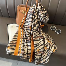 Designer Woman Cashmere Scarf Men and Women Winter Scarves Ladies Shawls Big Letter Pattern Wool Long Wraps Print Pashminas ppp