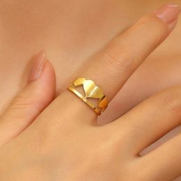 Cluster Rings Love Heart Shape Carving Chic Finger Bands 18K Gold Filled For Women Girl Trendy Fashion Jewelry Accessories Party Gifts